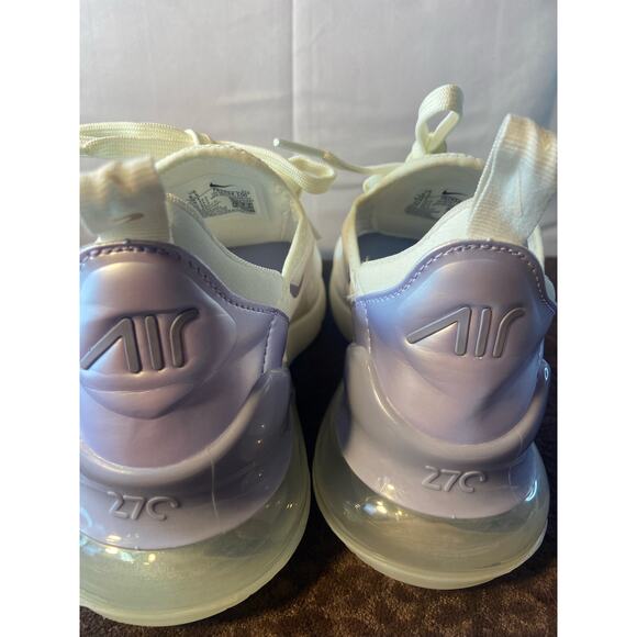 Nike Air Max 270 - Picture 5 of 10
